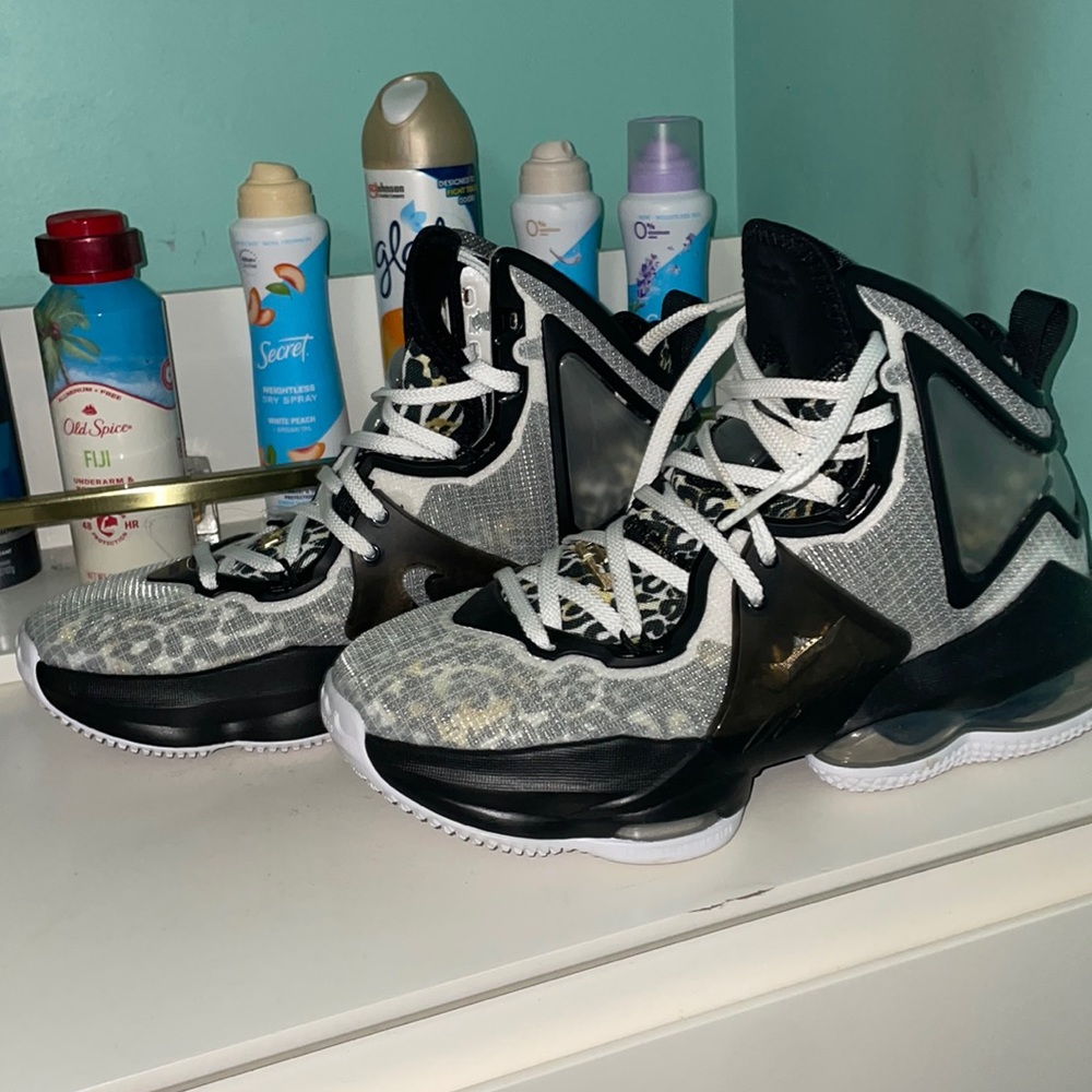 Nike basketball shoes